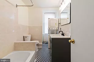 2738 Poplar St, Philadelphia, PA 19130 - Photo 8