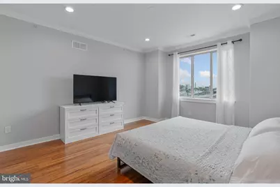 2059 Fernon Street, Philadelphia, PA 19145 - Photo 32