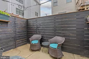 2059 Fernon St, Philadelphia, PA 19145 - Photo 14
