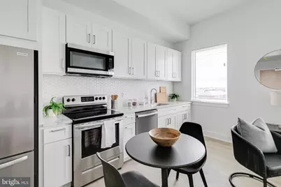 2201 Washington Avenue #UNIT 301, Philadelphia, PA 19146 - Photo 4