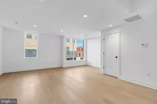 635 N 7th St, Philadelphia, PA 19123 - Photo 10