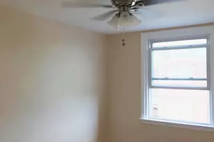 351 E Claremont Rd, Philadelphia, PA 19120 - Photo 26