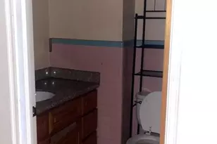 351 E Claremont Rd, Philadelphia, PA 19120 - Photo 10