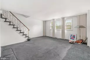 7450 Hill Rd, Philadelphia, PA 19128 - Photo 8