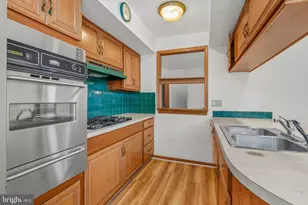 7450 Hill Rd, Philadelphia, PA 19128 - Photo 16