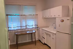2014 S 68th St, Philadelphia, PA 19142 - Photo 4