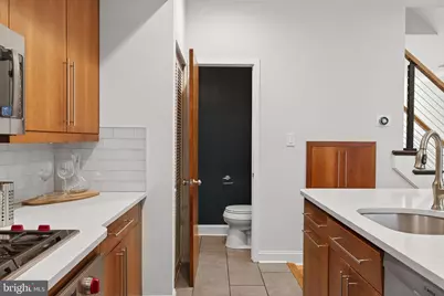 212 S 24th Street #216, Philadelphia, PA 19103 - Photo 16