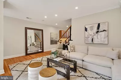 212 S 24th Street #216, Philadelphia, PA 19103 - Photo 4