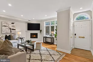 212 S 24th St, Philadelphia, PA 19103 - Photo 2