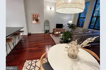 2429 Locust Street #211, Philadelphia, PA 19103 - Photo 10