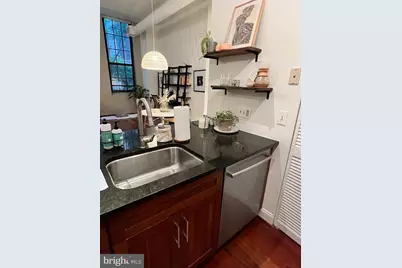 2429 Locust Street #211, Philadelphia, PA 19103 - Photo 16