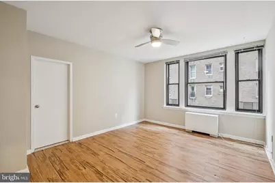 135 S 19th Street #1508, Philadelphia, PA 19103 - Photo 4