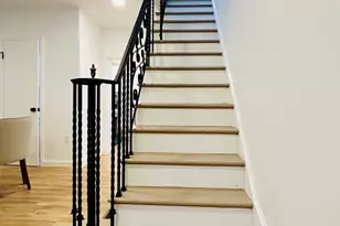 2013 S Bouvier St, Philadelphia, PA 19145 - Photo 6
