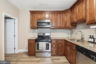 228 Jamestown St, Philadelphia, PA 19128 - Photo 8