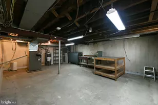 420 Forest Hills Ave, Philadelphia, PA 19116 - Photo 30