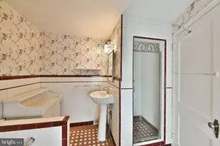 420 Forest Hills Ave, Philadelphia, PA 19116 - Photo 28