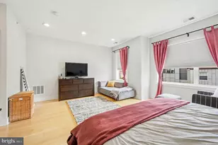 2122 E Susquehanna Ave, Philadelphia, PA 19125 - Photo 14