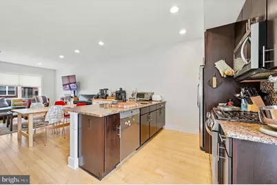 2122 E Susquehanna Avenue, Philadelphia, PA 19125 - Photo 32