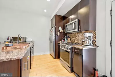 2122 E Susquehanna Avenue, Philadelphia, PA 19125 - Photo 8
