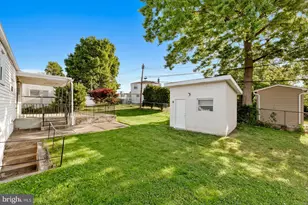 823 Rennard St, Philadelphia, PA 19116 - Photo 38