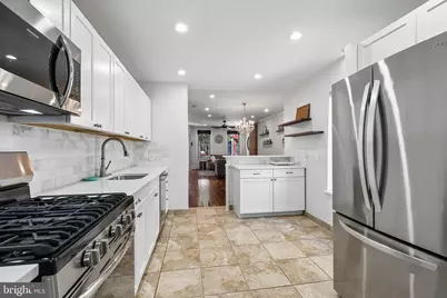 2128 Carpenter Street, Philadelphia, PA 19146 - Photo 12