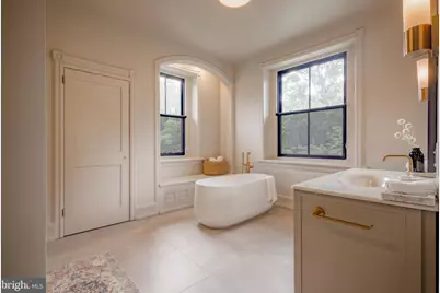 148 W Highland Avenue, Philadelphia, PA 19118 - Photo 14