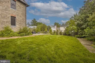 148 W Highland Avenue, Philadelphia, PA 19118 - Photo 32