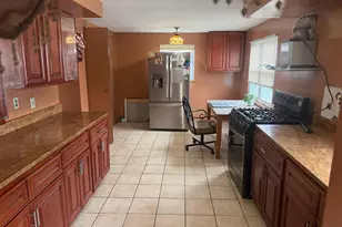 10207 Clark St, Philadelphia, PA 19116 - Photo 2