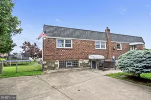 9223 Crispin St, Philadelphia, PA 19114 - Photo 26