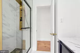 2304 Nicholas St, Philadelphia, PA 19121 - Photo 16