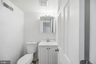 7637 Gilbert St, Philadelphia, PA 19150 - Photo 24