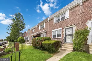 7637 Gilbert St, Philadelphia, PA 19150 - Photo 2