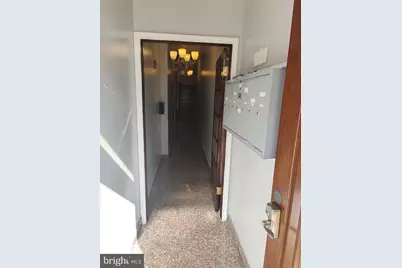 631 N 11th Street #2R, Philadelphia, PA 19123 - Photo 2