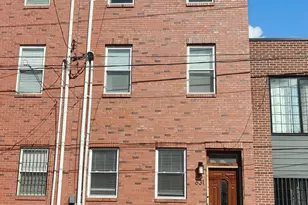631 N 11th St, Philadelphia, PA 19123 - Photo 1