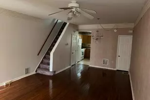 2643 S Alder St, Philadelphia, PA 19148 - Photo 2