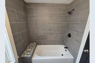 138 E Pleasant Street, Philadelphia, PA 19119 - Photo 16
