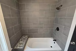 138 E Pleasant St, Philadelphia, PA 19119 - Photo 16