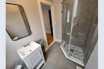 138 E Pleasant Street, Philadelphia, PA 19119 - Photo 14