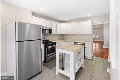 138 E Pleasant Street, Philadelphia, PA 19119 - Photo 8