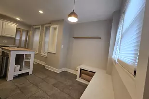 138 E Pleasant St, Philadelphia, PA 19119 - Photo 10