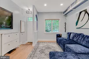 2404 Catharine St, Philadelphia, PA 19146 - Photo 4