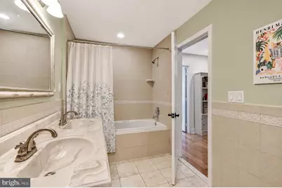 2404 Catharine Street, Philadelphia, PA 19146 - Photo 22
