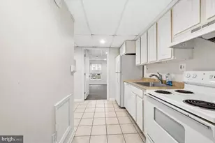 35 S 19th St, Philadelphia, PA 19103 - Photo 8