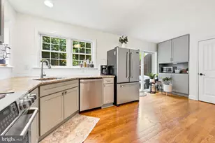 257 Paoli Ave, Philadelphia, PA 19128 - Photo 4