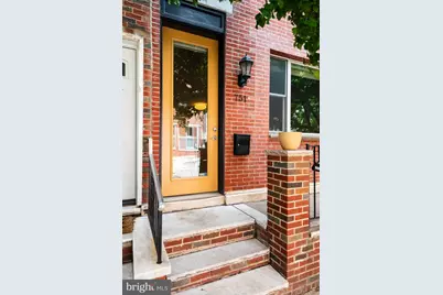 751 S Marvine Street, Philadelphia, PA 19147 - Photo 2