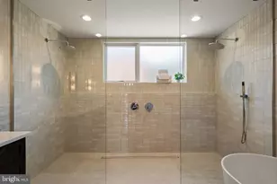 956 N 6th St, Philadelphia, PA 19123 - Photo 42
