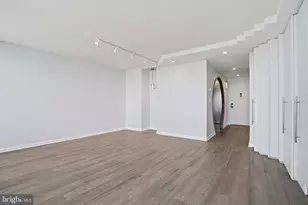 200 Locust St, Philadelphia, PA 19106 - Photo 8