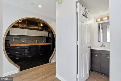 200 Locust Street #8FN, Philadelphia, PA 19106 - Photo 14