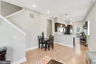 826 N 3rd St, Philadelphia, PA 19123 - Photo 4