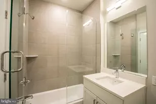 1300 S 19th St, Philadelphia, PA 19146 - Photo 6